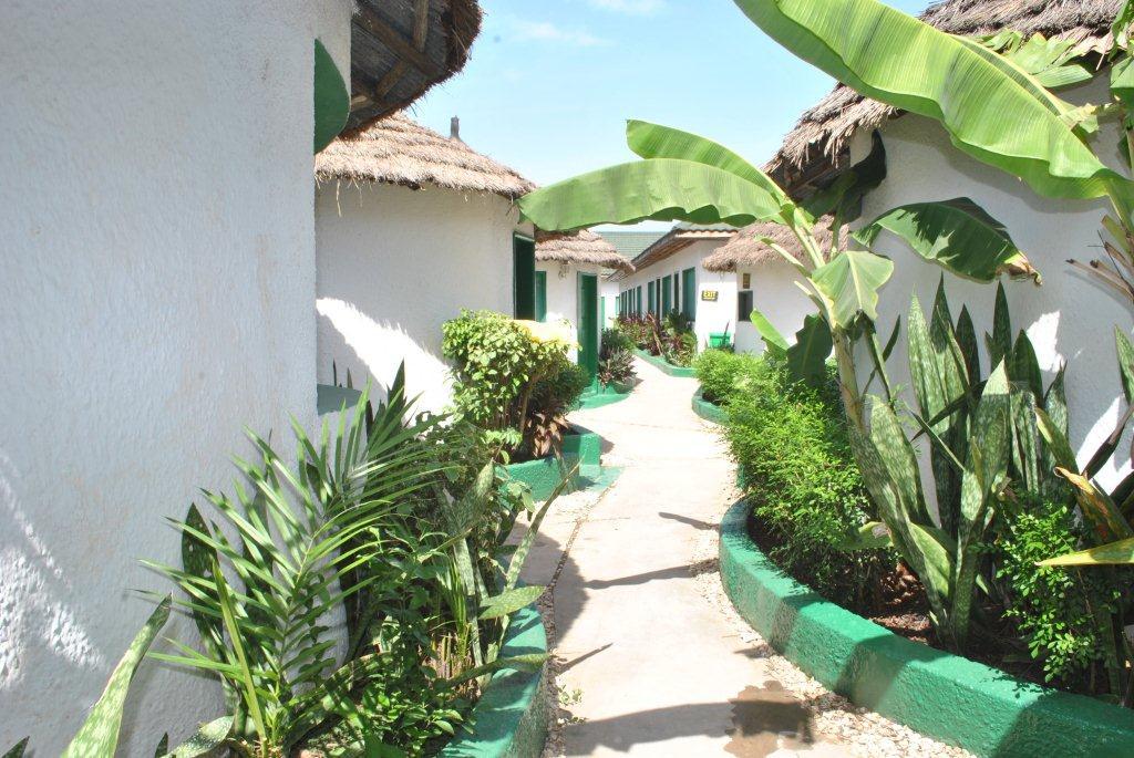 African Village Hotel Bakau Экстерьер фото